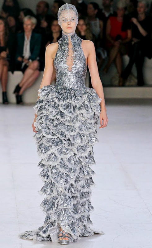 alexander-mcqueen-ss-2012-14-1.jpg