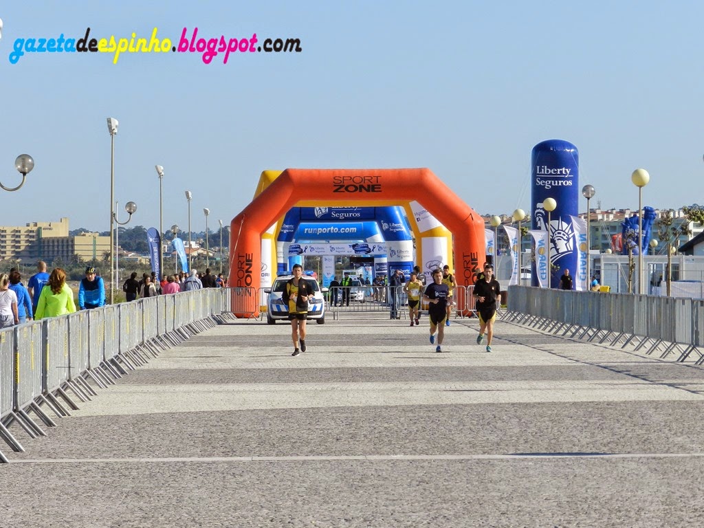 [Blog007-2015-04-13Gazeta%2520de%2520Espinho%255B3%255D.jpg]