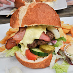 Mmmm hamburger DSC_6322-2.jpg