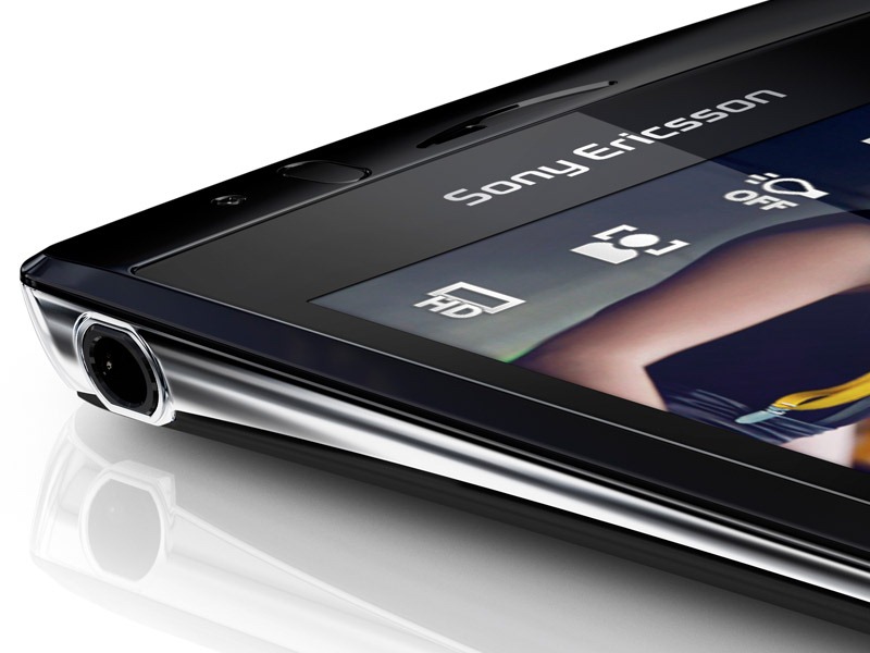 [Sony-Ericsson-Xperia-arc-article%255B4%255D.jpg]