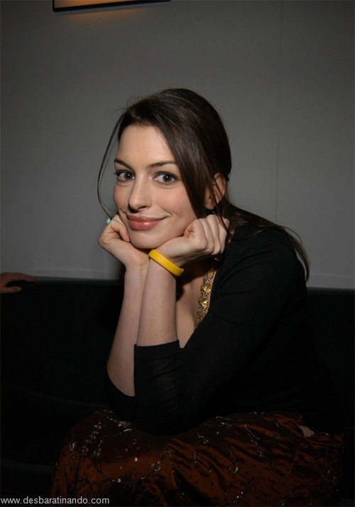 anne hathaway linda sensual sexy desbaratinando (11) anne hathaway linda sensual sexy desbaratinando (11)