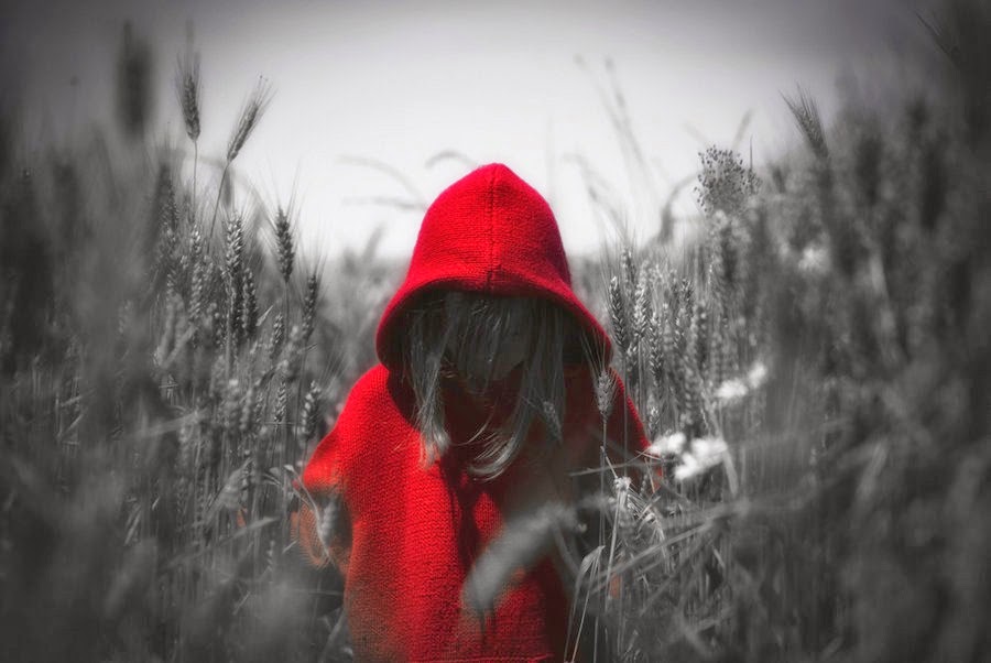 [Le_petit_chaperon_rouge_2_by_GeraldBeauchemin%255B4%255D.jpg]