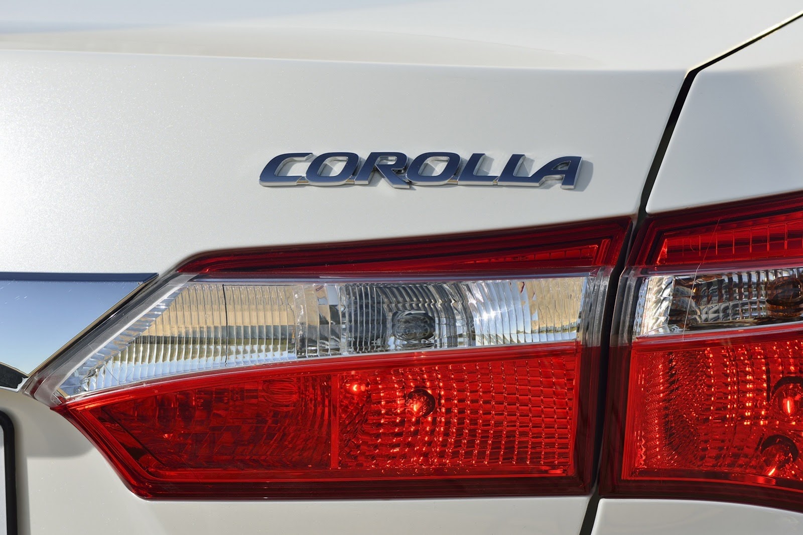 [Toyota-Corolla-55%255B2%255D.jpg]
