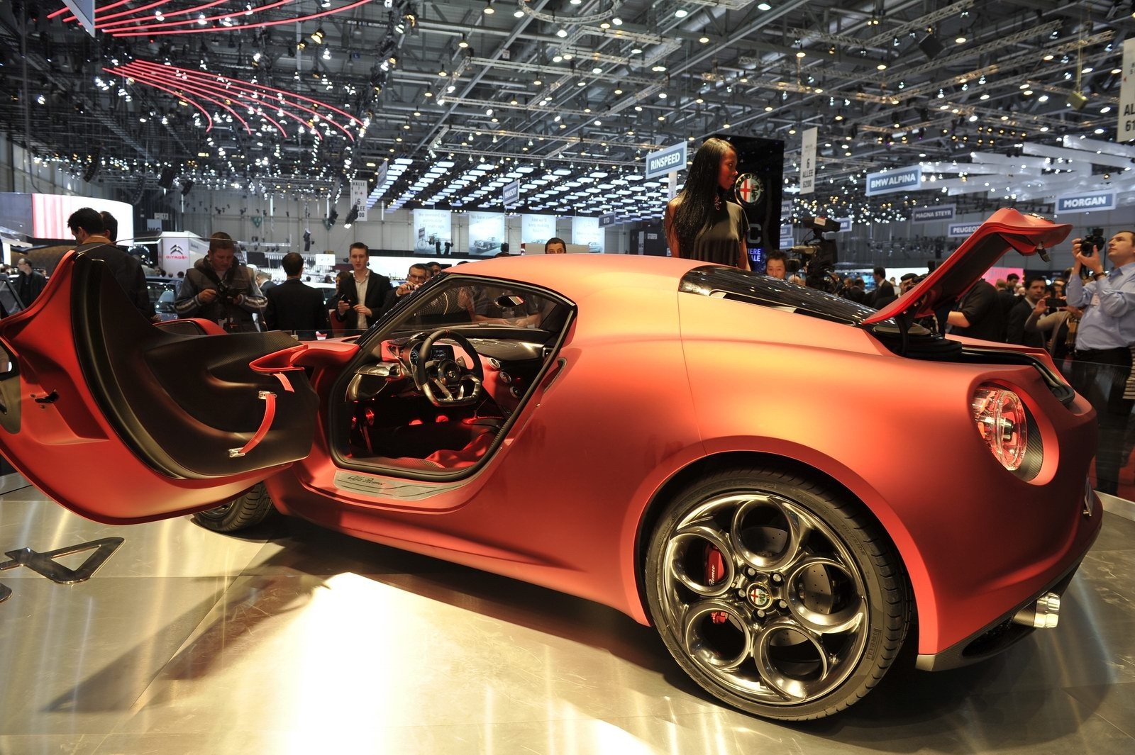 [Alfa-Romeo-4C-Concept-11%255B2%255D.jpg]