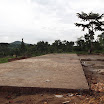 DSCF8712.JPG - Fundament der Senior School in Bongole trocknet