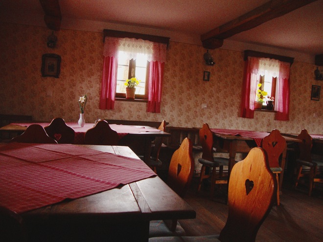 soba v starinskem slogu
