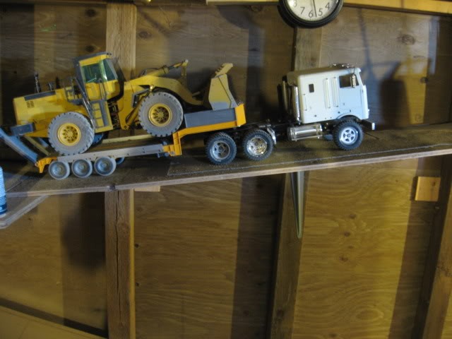 [Joe-Basement-295.jpg]