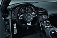2013-Audi-R8-16
