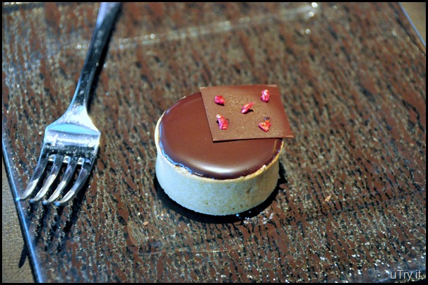 Chocolate framboise tart