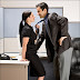 Офисные работники занимаются сексом на рабочем месте