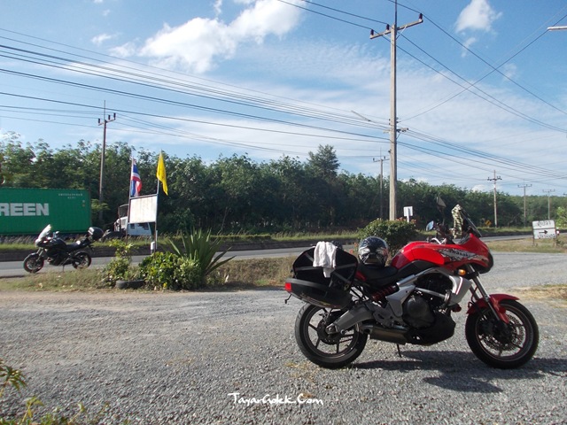 [DSCN03322.jpg]