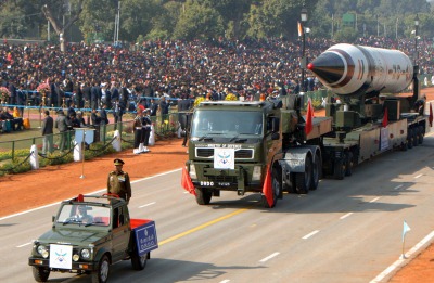 Agni-V-Ballistic-Missile-India-04-Resize
