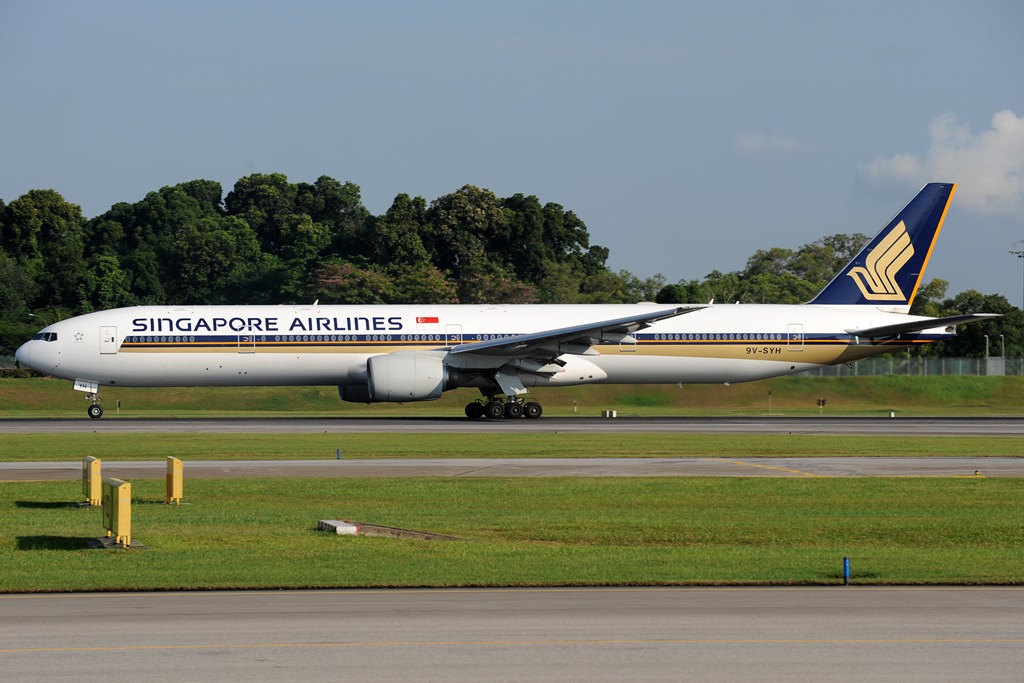 [acft-b773-47.jpg]