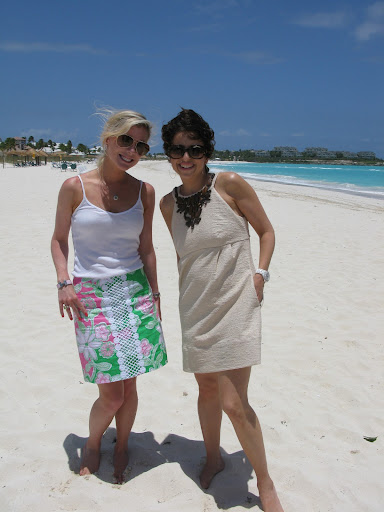Here I am with Jackie Weppner, blogger from Merci New York on the beach.
