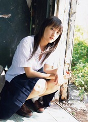 Ayaka-Komatsu-Japanese-School-Girl-ese-Gravure-Idol-Photobook-Pictures-Young-Sunday-Visual-Web-Magazine-121-002