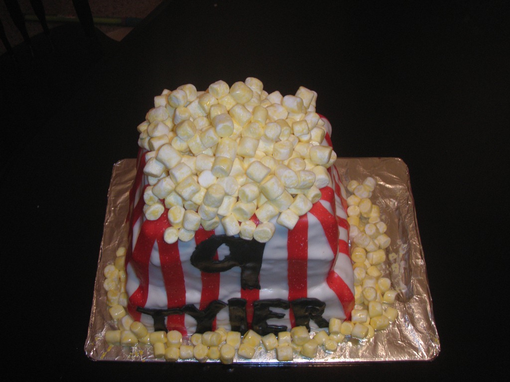 [Tylers%25209th%2520Birthday%2520June%25202011%2520006%255B8%255D.jpg]