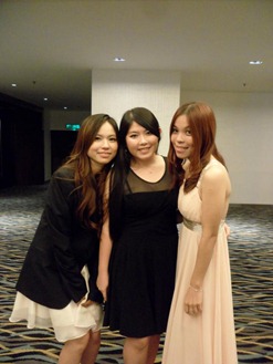 3 girls