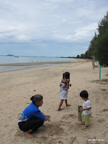 เที่ยวหาดบ้านกรูดในวันแม่วันที่ 2
