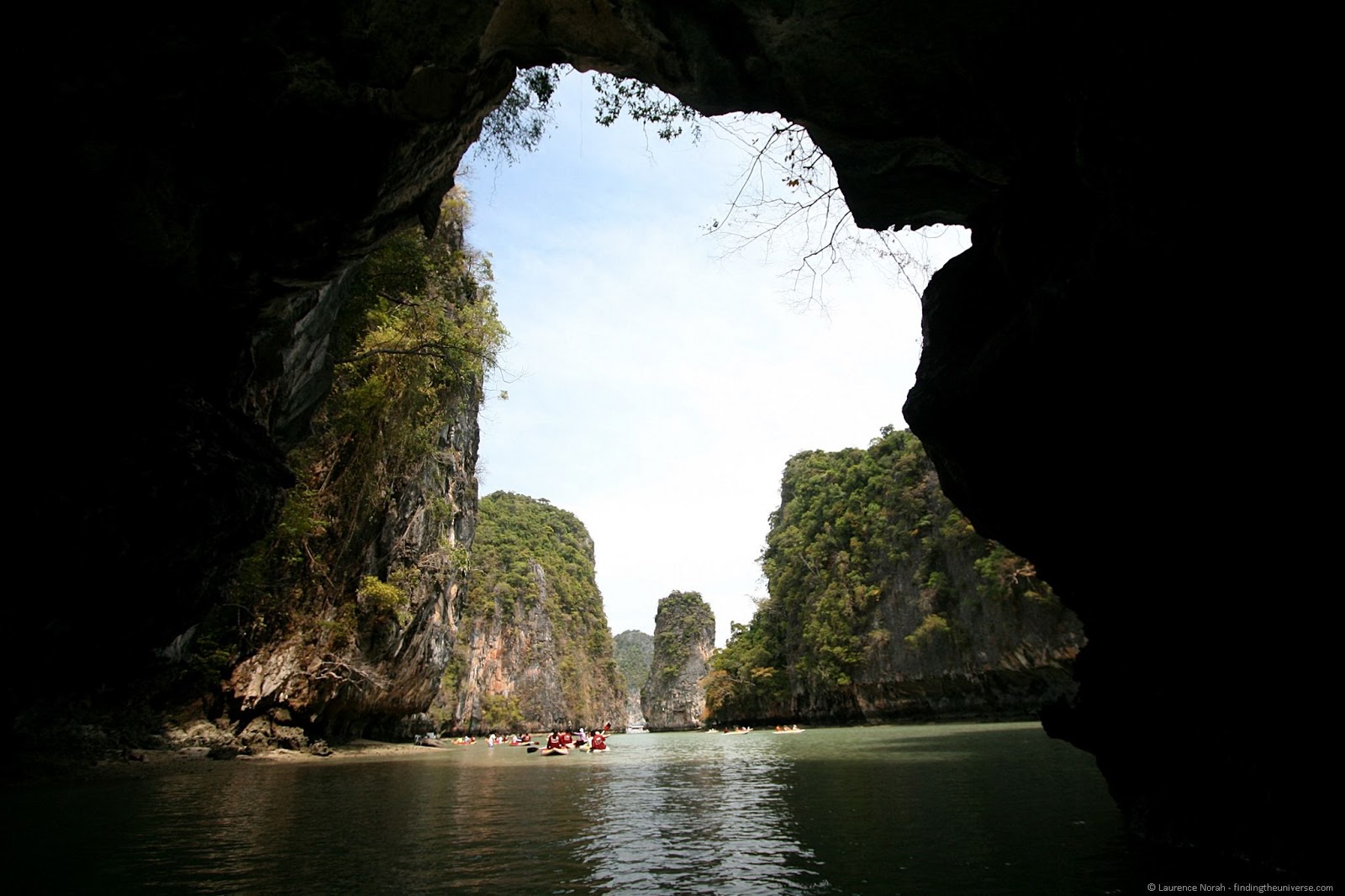 [Canoeing-through-cave-Phang-Nga-Thai%255B1%255D.jpg]