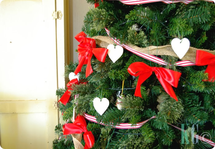 red ribbon bows christmas decorations