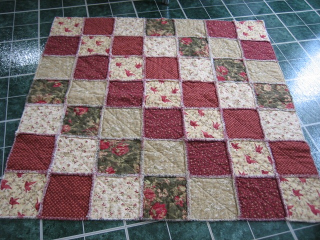 [raggy%2520quilt%2520002%255B3%255D.jpg]