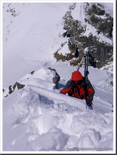 Arista NO y Descenso Cara Oeste con esquís (Pico de Arriel 2822m, Arremoulit, Pirineos) (Isra) 9428 Arista NO y Descenso Cara Oeste con esquís (Pico de Arriel 2822m, Arremoulit, Pirineos) (Isra) 9428