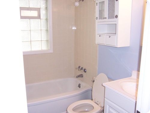 athomewithh_bath_before