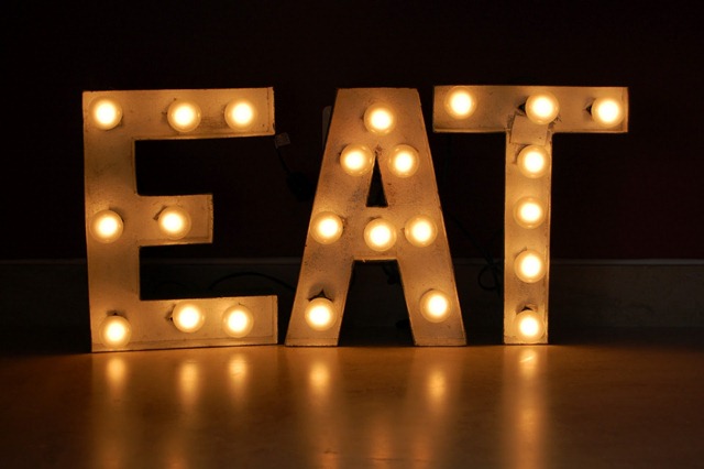[Eat%2520lighted%2520sign%255B3%255D.jpg]
