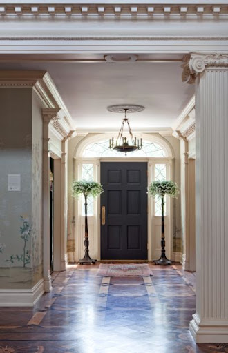 These two tall planters are gorgeous accents. (Elle Decor) These two tall planters are gorgeous accents. (Elle Decor)