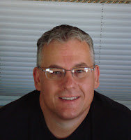 Derek2010.jpg Derek2010.jpg