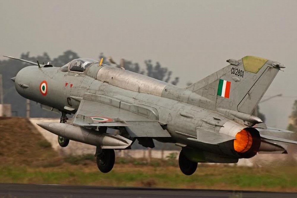 [MiG-21-Indian-Air-Force-IAF-072.jpg]