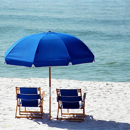 [Dewey-Beach-Service-Umbrellas-Chairs-Lynam%255B5%255D.jpg]