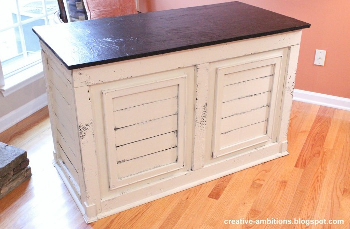 [Turn%2520a%2520Crate%2520into%2520a%2520Beautiful%2520Desk%2520by%2520Creative%2520Ambitions%255B6%255D.jpg]
