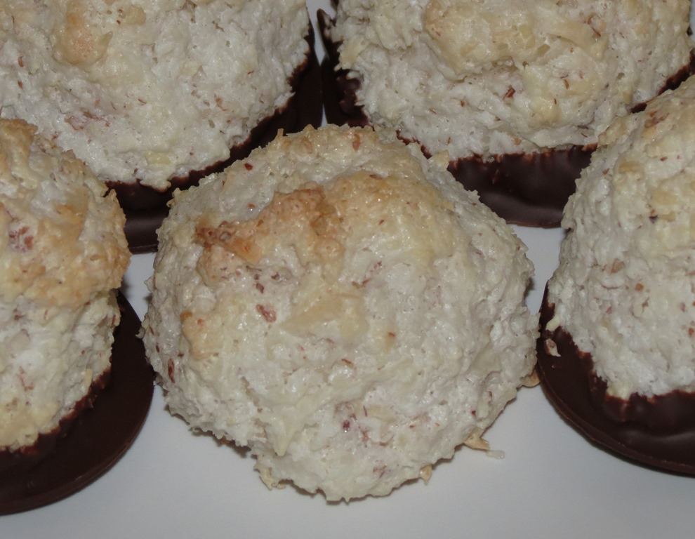 [Coconut%2520Macaroons%255B9%255D.jpg]