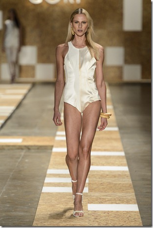 desfile-cori-spfw-verao2014-002