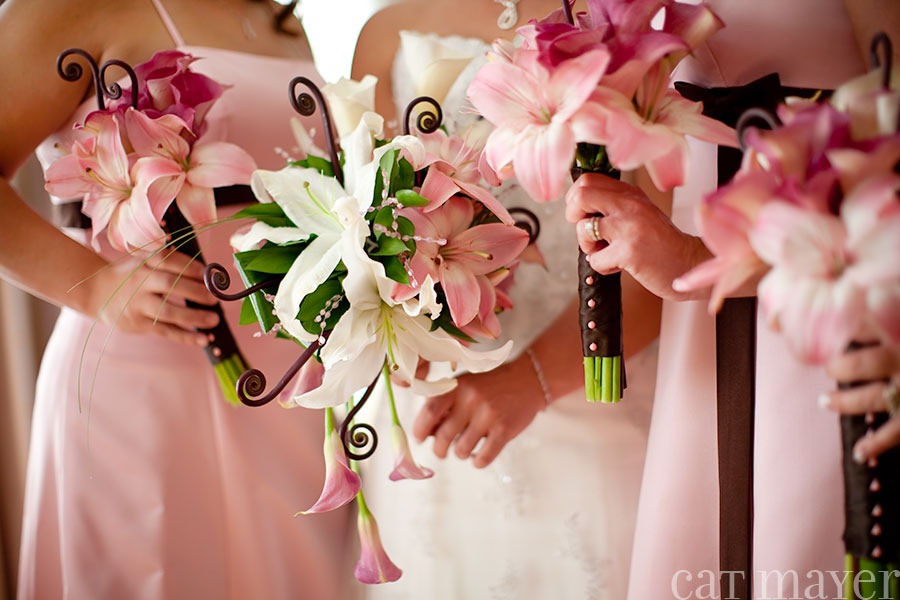 [bridal-party-flowers-cat-mayer5.jpg]