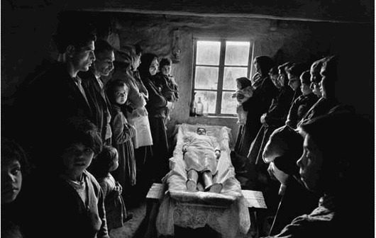koudelka_slovacchia-1963.gif Koudelka slovacchia 1963