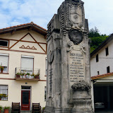 Bolibar. Monumento a Simon Bolivar.