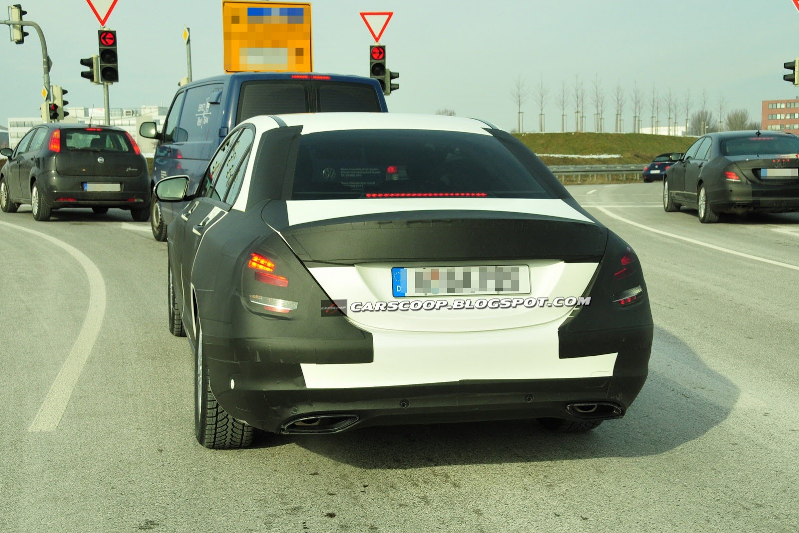 [2014-Mercedes-C-Class-Saloon-CarScoop3%255B3%255D.jpg]