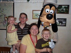 [Disney-Vacation-2009-7213.jpg]