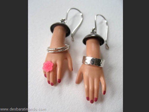 brincos barbie pedaços partes bonecas desbaratinando (4) brincos barbie pedaços partes bonecas desbaratinando (4)