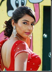 Ragini Dwivedi Photo _sideview