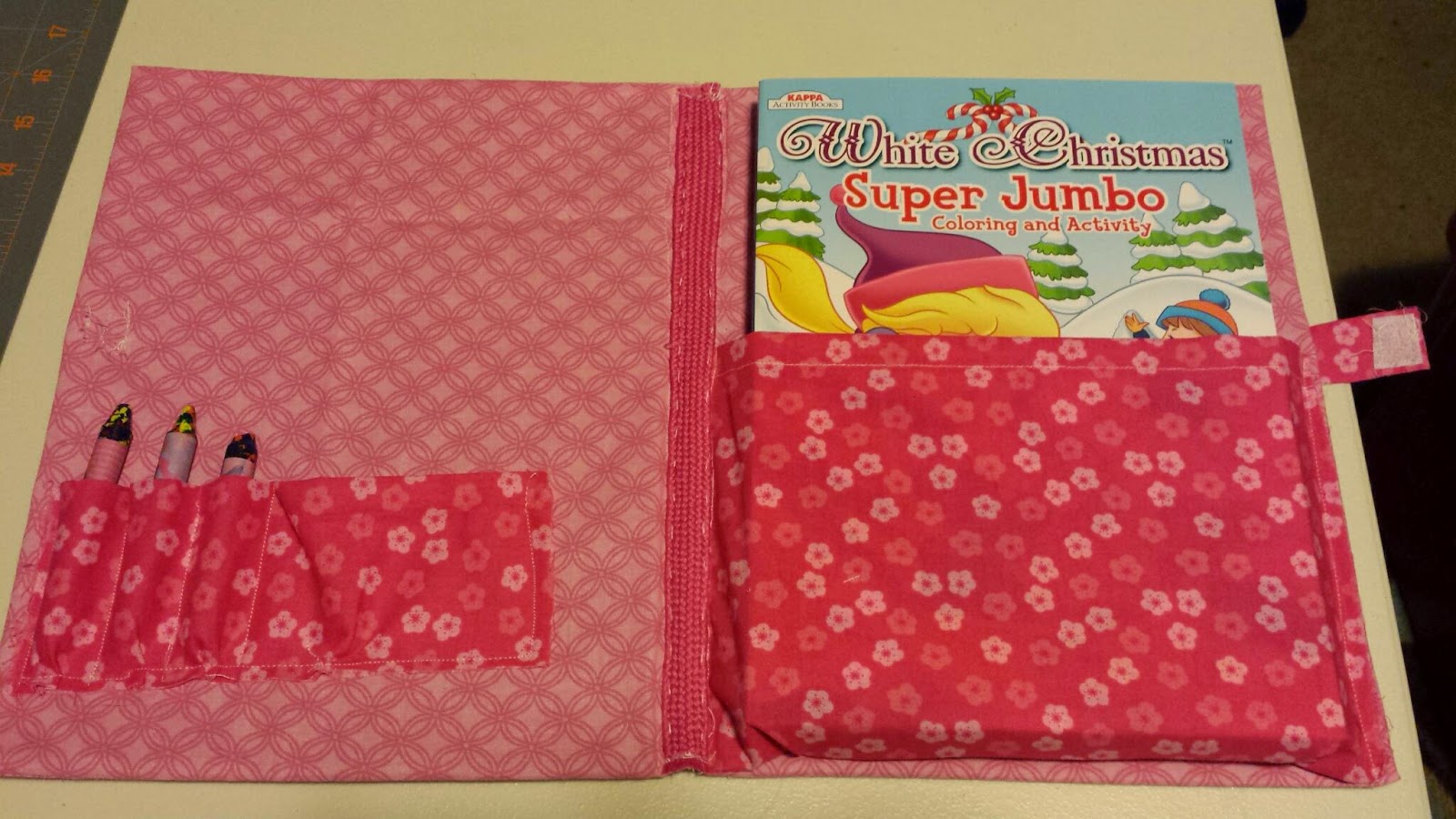 Cachey Mama's World of Learning: Crayon/Coloring Book Carrying Case