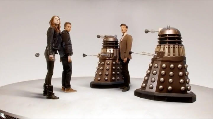 [Doctor.Who.2005.7x01.Asylum.Of.The.Daleks.HDTV.x264-FoV.mp4_snapshot_04.28_%255B2012.09.01_19.17.54%255D%255B2%255D.jpg]