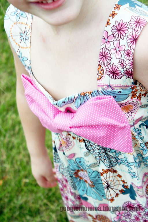 [bow%2520dress26%255B3%255D.jpg]