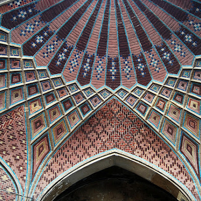 bazaar ceiling. , Source: http://www.flickr.com/photos/34977887@N08/4248589304 4248589304.jpg