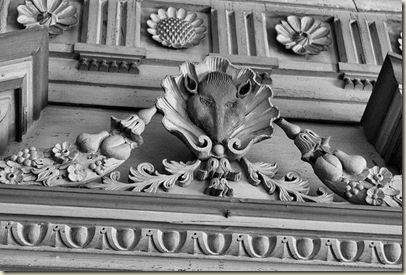drayton-hall-carving