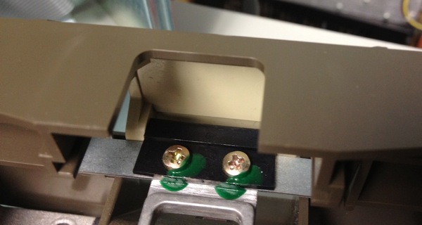 Apple3 sealed drive screws