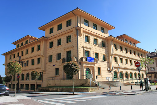 Edificio de la Escuela de Ingeniería Informática de la Universiad de Oviedo