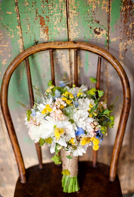 Porter_Simpson_Katelyn_James_Photography daisies were gathered with peach stock, blue nigella love in the mist, peach stock, bupleurum, white alstroemeria, white spray roses and yellow tansy holly chapple Porter_Simpson_Katelyn_James_Photography daisies were gathered with peach stock, blue nigella love in the mist, peach stock, bupleurum, white alstroemeria, white spray roses and yellow tansy holly chapple